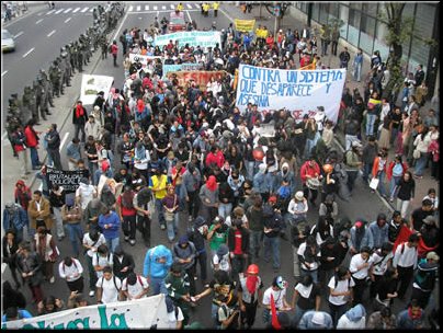 28 Manifestacion en contra de la brutalidad policiaca.jpg