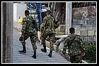 40 Esercito presente nel quartiere.jpg