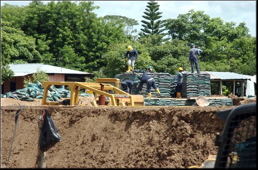 41 Bajo Cusay costruzione base militare per protezione OXXY.jpg