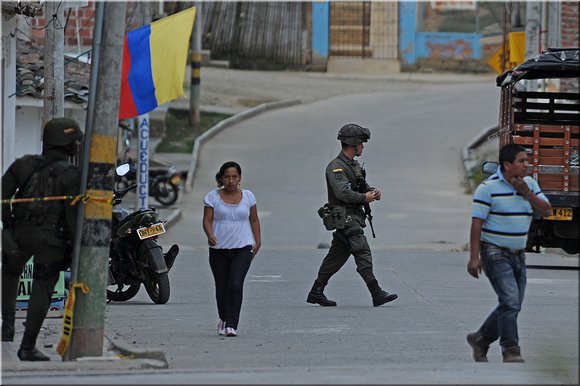 22 - cauca. toribo. controllo militare.jpg