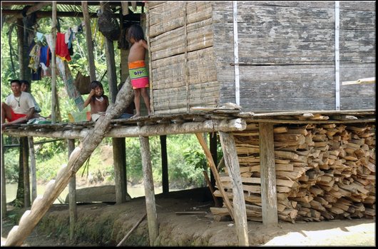 586 El Morro - Indigeni Embera.jpg
