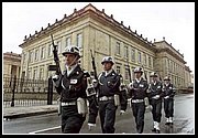Uribe-Presidente 02.jpg