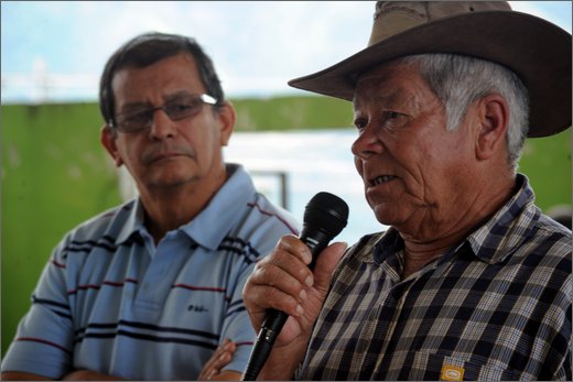 010 - huila. oporapa. riunione asoquimbo.jpg