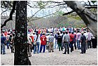 066 - huila.  el hobo. quebrada el pescador. assemblea generale all'accampamento.jpg
