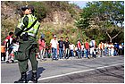 077 - huila.  el hobo. quebrada el pescador. blocco carreggiata.jpg