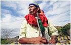 084 - huila.  el hobo. quebrada el pescador. blocco carreggiata.jpg