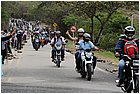119 - huila.  el hobo. quebrada el pescador. passaggio moto dopo riapertura blocco stradale.jpg