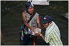 011 - huila. quebrada el pescador. accampamento. costruendo barricate.jpg