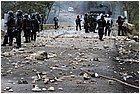 093 - huila. quebrada el pescador. scontri esmad manifestanti.jpg