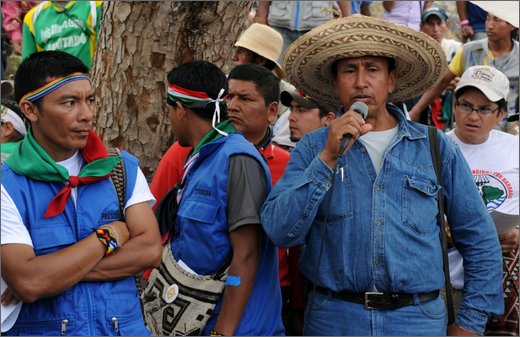 10 - huila. quebrada el pescador. accampamento della protesta. incontro movimento commissione ministeriale. benavidez e leonardo.jpg