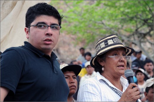 11 - huila. quebrada el pescador. accampamento della protesta. incontro movimento commissione ministeriale. gloria teresa cifuentes de huertas.jpg