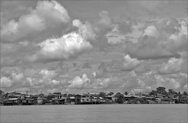 119025---colombia----choc---quibd-vista-dal-fiume-atrato----ago-2008-.jpg