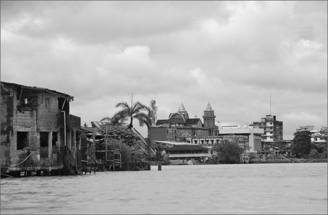 119035---colombia----choc---quibd-vista-dal-fiume-atrato----ago-2008-.jpg