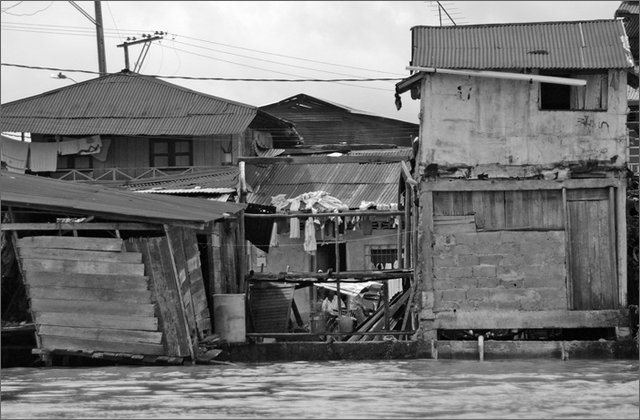 119164---colombia----choc---quibd.-case-sul-fiume-atrato----ago-2008-.jpg