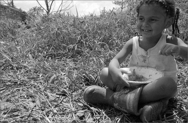 120347---colombia----antioquia.-medellin.-quartiere-desplazados-la-aurora-(robledo)-durante-attivit-educativa-produttiva-aca----set-2008-.jpg