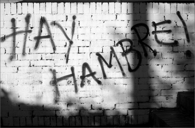 121763---colombia----colombia,-bogot.-universit-distrittale.-murales-hay-hambre----lug-2008-.jpg