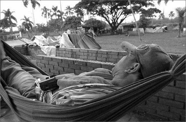 121971---colombia----valle-del-cauca---guacar,-ingenio-di-pichichi.-sciopero-con-blocco-dei-lavoratori-della-canna-da-zucchero----ott-2008-.jpg