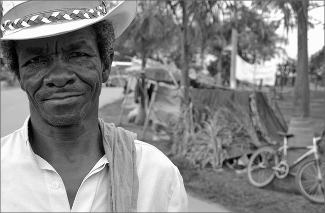 122177---colombia----valle-del-cauca---candelaria,-ingenio-mayaguez.-sciopero-con-blocco-dei-lavoratori-della-canna-da-zucchero.-----ott-2008-.jpg