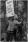 128153 - colombia - bogot. dall'autobus, persone in strada  - giu 2012-.jpg