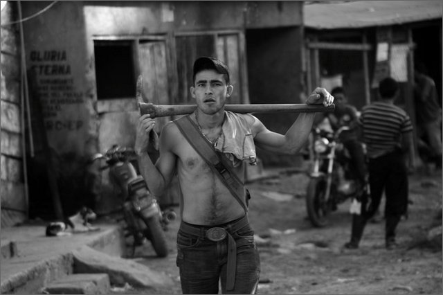 129723 - colombia - dintorni honduras. lavoro comunitario manutenzione strada  - lug 2012-.jpg