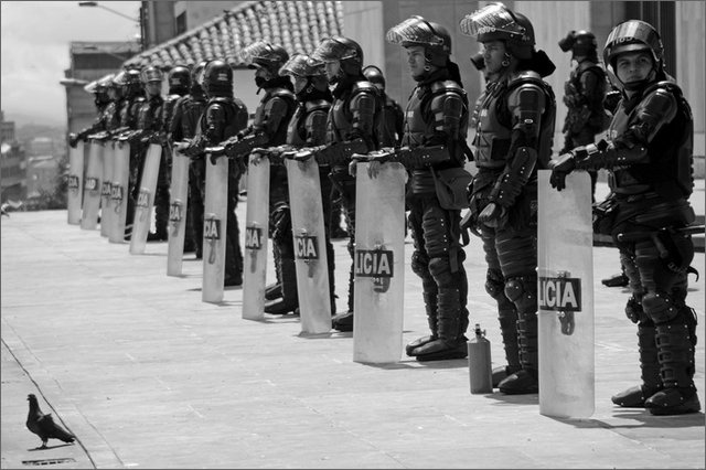 130706 - colombia - bogot. manifestazione contro la grande industria mineraria  - ago 2012-.jpg