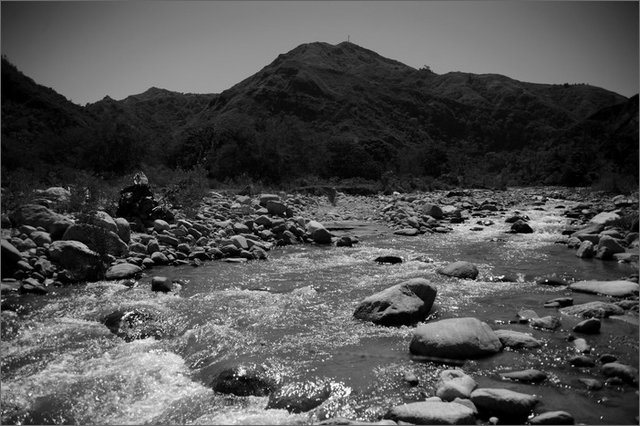 131075 - colombia - huila. vereda la honda. gigante  - ago 2012-.jpg