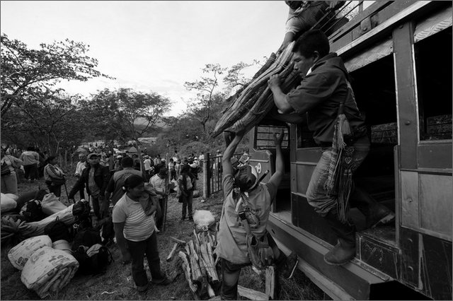 131155 - colombia - huila.  el hobo. quebrada el pescador. arrivo all'accampamento  - ago 2012-.jpg