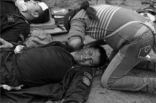 131640 - colombia - huila. quebrada el pescador. esmad catturati da manifestanti indigeni  - ago 2012-.jpg