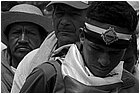 131338 - colombia - huila.  el hobo. quebrada el pescador. riunione in strada con segreteria di governo dipartimento  - ago 2012-.jpg