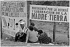 131450 - colombia - huila. quebrada el pescador. manifesti nell'accampamento  - ago 2012-.jpg