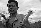 131666 - colombia - huila. quebrada el pescador. indigeno che ha catturato esmad  - ago 2012-.jpg
