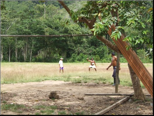 73_partita di futbol a el Jardin.jpg