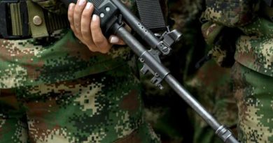 Denuncian que 9 capturados por Ejército en sur de Bolívar son campesinos, no guerrilleros Denuncian que 9 capturados por Ejército en sur de Bolívar son campesinos, no guerrilleros